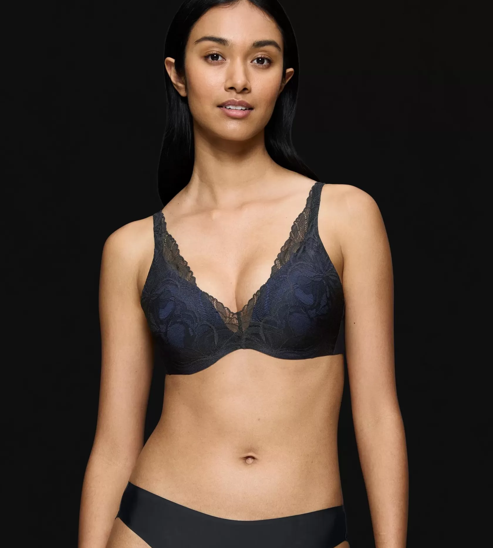 Triumph BODY MAKE-UP ILLUSION LACE Black Hot