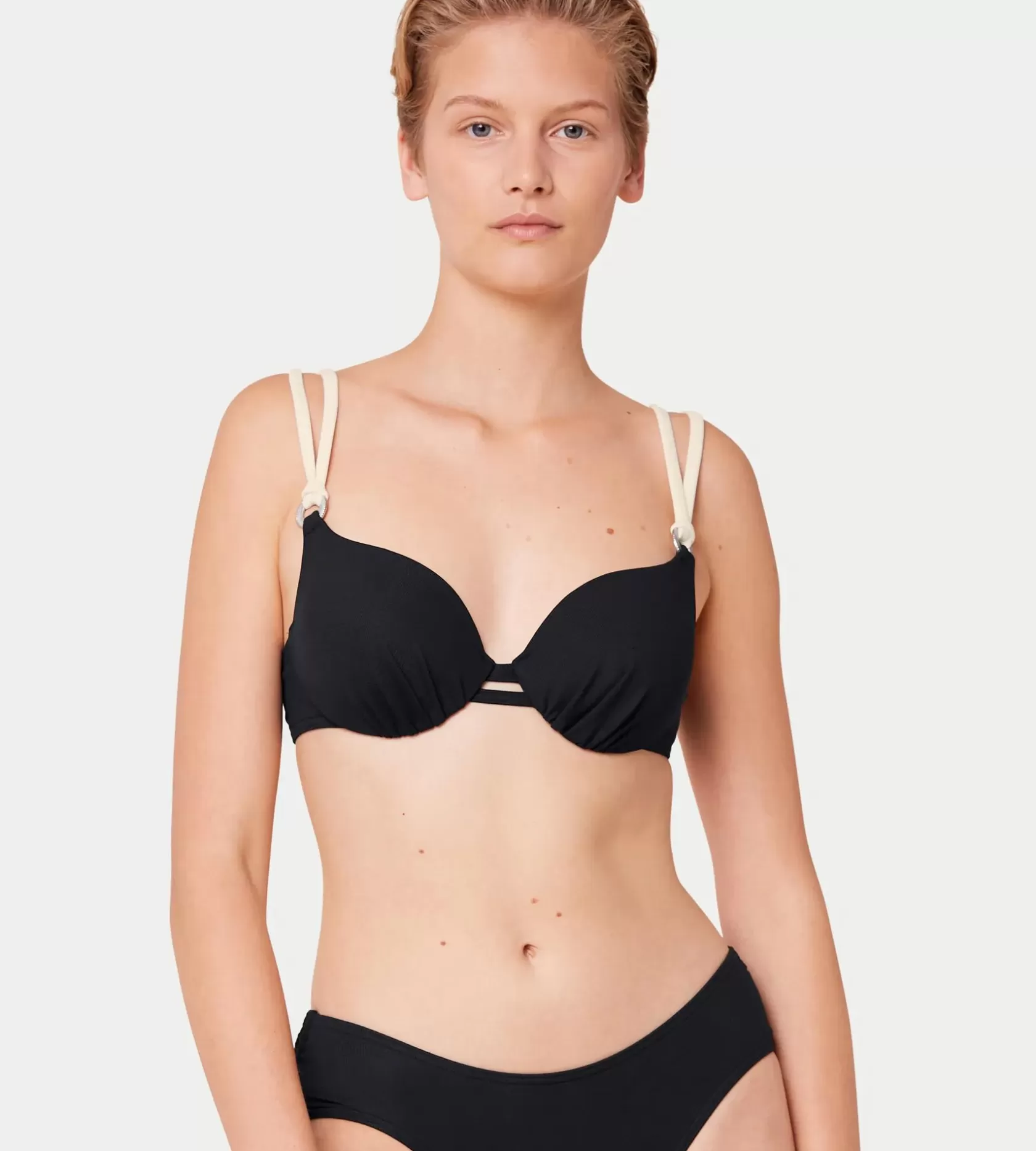 Triumph SUMMER GLOW Black Store