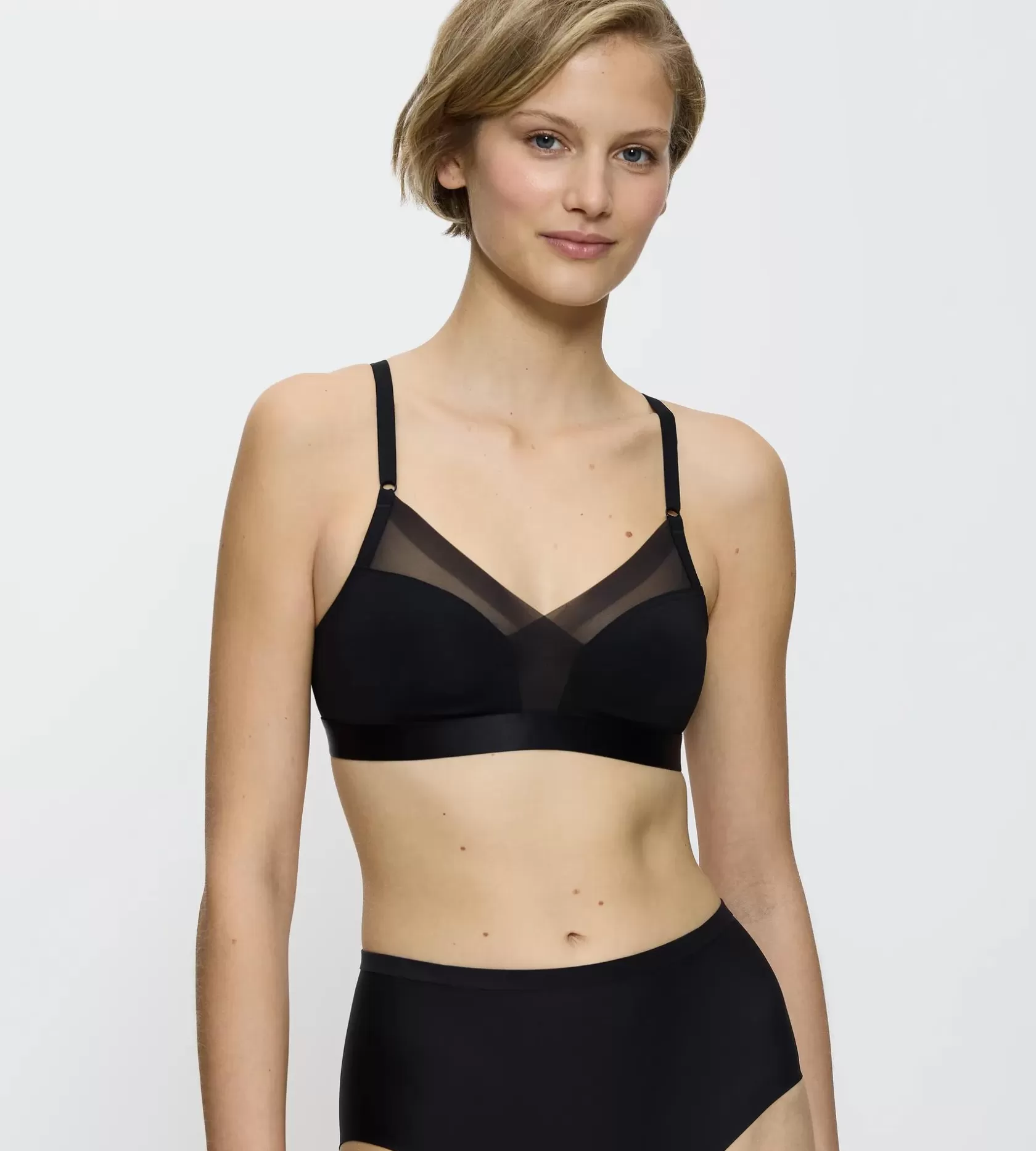 Triumph SHAPE SMART Black Shop